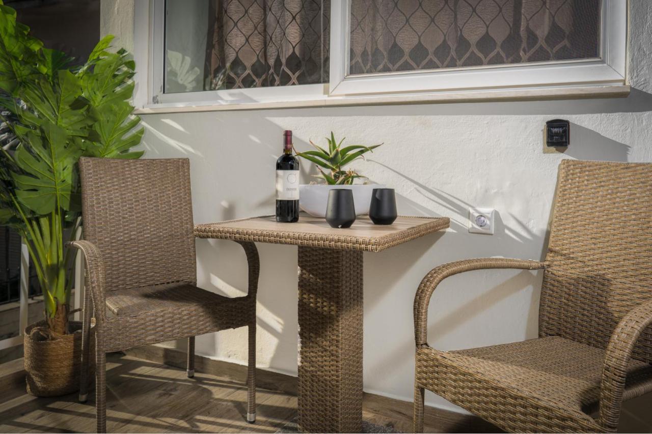 Little Gem Apartment Закинтос Екстериор снимка